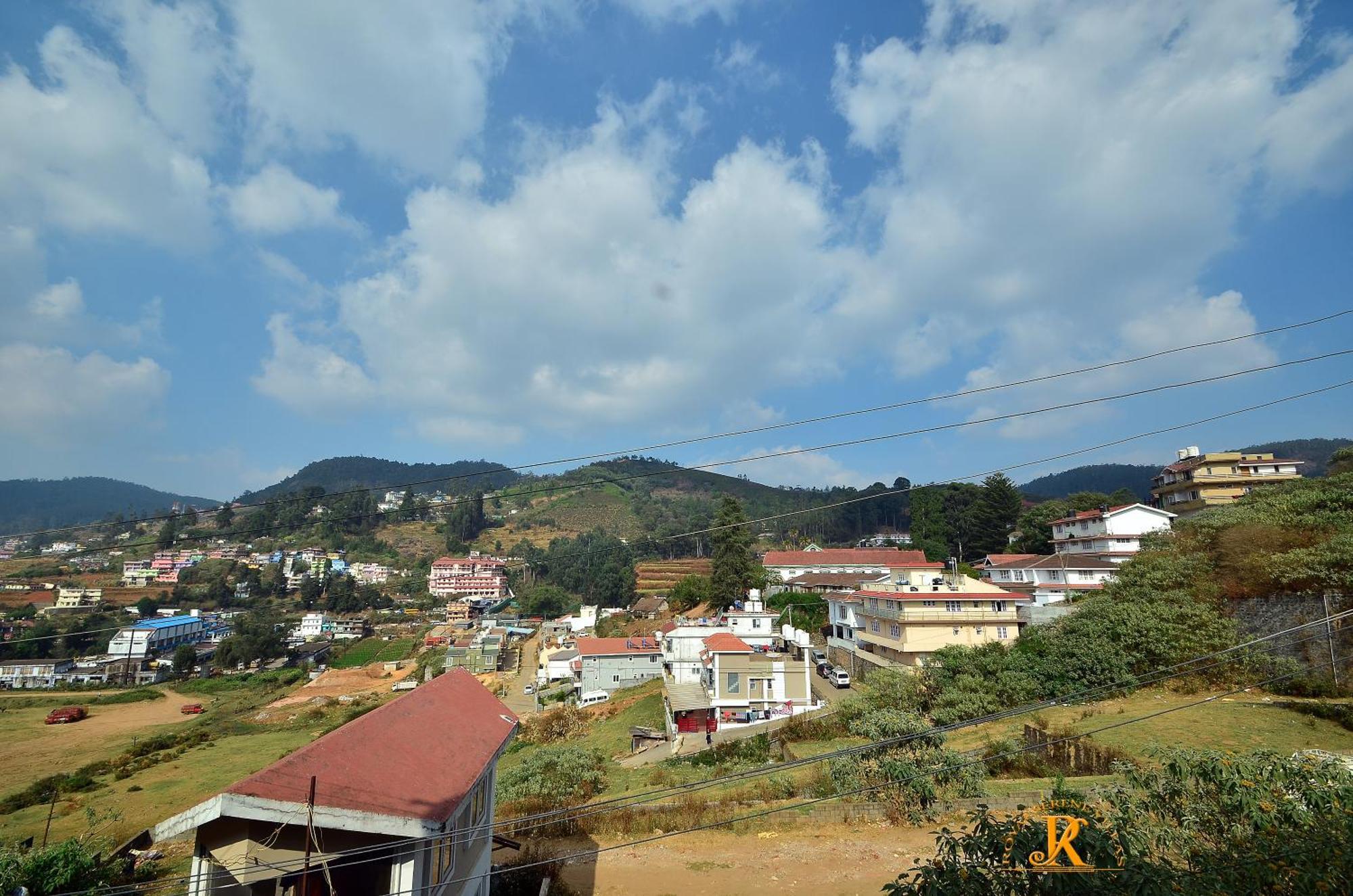 Royal Serene Villas อูตี ภายนอก รูปภาพ